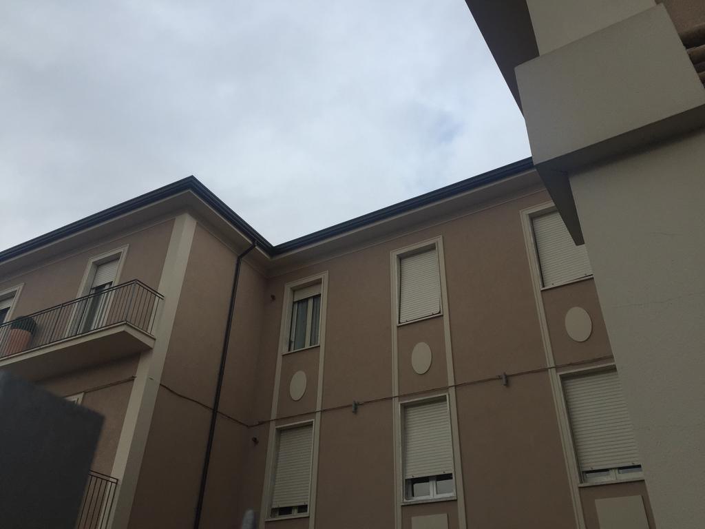 Casina Dei Marsi Bed & Breakfast Авецано Екстериор снимка